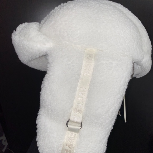 Adidas Ivy Park Sherpa Trapper Hat - Picture 3 of 3